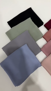 Syal Panjang Sutra Imitasi Kartu Rusak Filamen