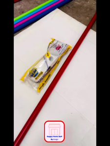 ชุด ขัดพื้น แปรงขัดพื้นขนทองเหลือง พร้อมด้าม แบบหัวเกลียว วัสดุเป็นเหล็ก เคลือบ PVC สีสันสวยงาม แข็งแรง