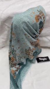 Hijab Segi Empat Terbaru 2024: Model & Motif Baru