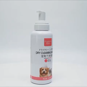 【Veterinary recommendation】Japan Pet Dry Cleaning Foam  Dry Bath Pet cat dog Dry shampoo 3 min bath Pet dry cleaning bubble Pet dry cleaning powder Safe and sound Clean without wiping with water Long-lasting clean deodorant antipruritic Pet shampoo 500ML