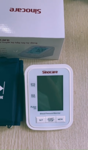 Máy Đo Huyết Áp Bắp Tay Tự Động Sinocare BA-823-Giọng Nói Tiếng Việt