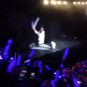 Bayar Di Tempat - Foam Lightstick LED Glow / Tongkat Lampu Busa Konser / Lampu LED Glow Busa Spon