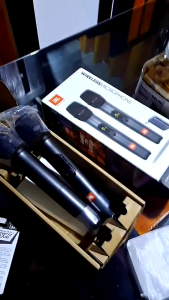 NEW CLEAR SOUND Wireless Microphone With Free Microphone Storage Box Wireless two microphone system