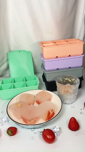 Lce Block Mold Pressed ice Tray ice Box With lid Food Grade Silicone ice Refrigerated Storage Box制冰盒
