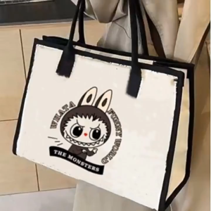 กระเป๋าผ้า พิมพ์ลายการ์ตูน LABUBU (กระเป๋าผ้าแคนวาส)