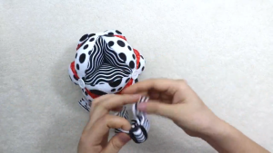 Bóng Vải Cho Bé Sơ Sinh Montessori Polka Dots Hỗ Trợ Luyện Chân Kích Thích Thị Giác