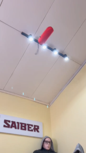 Saiber Jaket Olahraga Bahan Parasut Lembut Anti UV Windbreaker