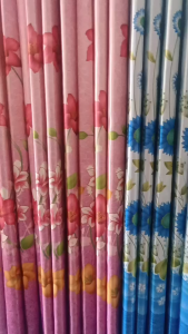 ผ้าม่านหน้าต่างสำเร็จรูปพิมลายแบบเจาะห่วงตาไก่ความสูง 150 เซนติเมตร