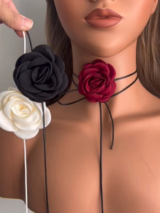 Kalung Choker Bunga Hitam Mawar: Fashion Korea untuk Wanita