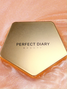 Perfect Diary Star Dust Diamond Hightlighter Powder High Shine Face Makeup