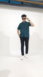 Gdistro Kemeja Laki-laki Dewasa Terbaru 2025: Baju Kemeja Polos Lengan Pendek Warna Emerald