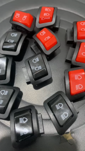 SAKLAR DIM SAKLAR LAMPU JAUH DEKAT ON OFF LAMPU PASS BEAM DIM 4 PIN BEAT ESP LED BEAT STREET BEAT POP SCOOPY FI SPACY FI VARIO OLD DLL ISTANAMOTOR55