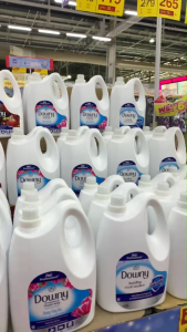 Downy ดาวน์นี่ น้ำยาปรับผ้านุ่มสูตรเข้มข้น ชนิดแกลลอน ขนาด 4 ลิตร