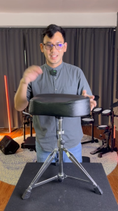 เก้าอี้กลอง เก้าอี้อานม้า เบาะใหญ่ นั่งสบาย เบาะทรงสามเหลี่ยมอานม้า เก้าอี้ Drum chair เก้าอี้กลองขาโลหะชุบโครเมียม