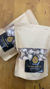 Tỏi Đen Lý Sơn chính gốc -nhiều tép chính hiệu Vương Quốc Tỏi - túi 500g- ngăn ngừa tiểu đường tốt cho tim mạch tăng sức đề kháng phù hợp với người già và trẻ em trên 1 tuổi