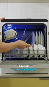 Máy Rửa Chén Để Bàn KOCHI C400 - Không Cần Lắp Đặt - Đổ Nước Trực Tiếp 5L - Dung Tích 4 Bộ - 5 Chương Trình Rửa - Sấy Nóng & Khử Trùng - Lưu Trữ 73H - Tiết Kiệm Điện & Nước - Thiết Kế Nhỏ Gọn Tiện Lợi