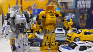 2in1 Robot Transformer Mobil Men Bisa Berubah Jadi Mobil Anak Edukasi Mainan