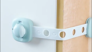 Ivorybaby Kunci Pengaman Bayi Untuk Pintu Kulkas Baby Drawer Safety Lock Rotate Push