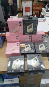 ONIKUMA (มี2สี) Newๆๆ B5 Bluetooth5.2 Wireless Gaming Headset หูฟังเกมมิ่งไร้สาย ใช้งาน PC / Smartphone / Taplet