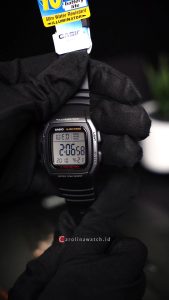 Jam Tangan Pria Casio W-96H-1B 10 Year Battery Digital Dial Black Resin Band