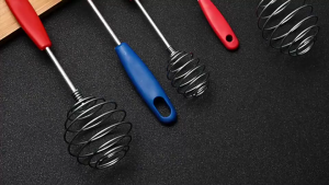 Pengocok Telur Mini Spiral Ukuran S Kecil / Kocokan Pengaduk Adonan Kue Manual Stainless Steel Coil Whisk Egg Beater