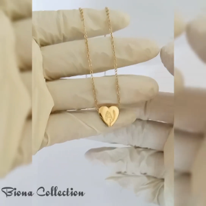 Kalung Titanium Wanita: Pilihan Terbaik untuk Perhiasan Wanita di 2024