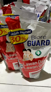 Sabun Mandi cair Biore Guard Body Foam Pouch 850mL 800mL Body Wash Biore relaxing