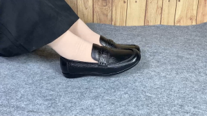 Lika  Shena - Sepatu Wanita Flat Loafers Slip On Kerja Formal Kulit Casual