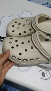 โปรใหม่ซื้อ1แถมตุ๊กตา2ตัว 🐸🐶รองเท้าเเตะ Crocs size M4 - M11 (36-46) Crocs Lite Ride ผลิตจากยางอย่างดีนิ่มเบาไม่ลื่นใส่สะอาดเท้า