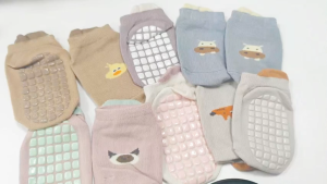 Mumystation 0-3Yrs Kids Anti-Slip Socks Cartoon Animal Socks Breathable Baby Cotton Floor Socks Kids Ankle Socks