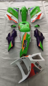 ชุดสีเคอา SE 98 สีเขียวตองอ่อน ครบทั้งคัน10ชิ้นทั้งคันรวมถัง (ในถังล้างสนิมและเคลือบกันสนิมทุกใบ) ชุดสีKRท้ายเป็ด ปี97และ98