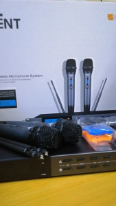 Trident TR 16 UHF Professional Double Wireless Microphone System: 30-120 Meter Effective Range