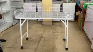 กะบะใส่สินค้า แบบพับขาได้ ขนาด 60x120x80cm กระบะขาพับ กะบะขาพับ กะบะมีขาพับได้ กระบะใส่สินค้า กระบะตลาดนัด กระบะใส่ของ สีขาว