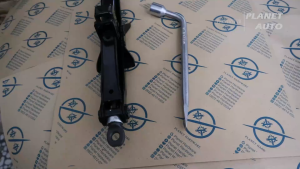 Toolkit Set Dongkrak Mobil 2 Ton & Kunci Roda 19mm