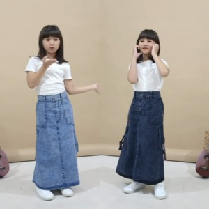 ROK JEANS ANAK PEREMPUAN MODEL CARGO USIA 5-17 TAHUN