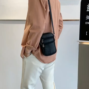 Túi Đeo Chéo Nam DC03 Trẻ Trung Năng Động