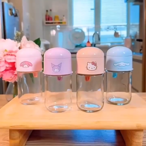 Sanrio Shanghai Hello Kitty My Melody Quantitative Seasoning Glass Jar Salt Container