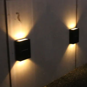 TonyRare - Bộ 4 đèn tường trang trí năng lượng mặt trời tự động Solar Lights LED Wall Light IP65 Waterproof
