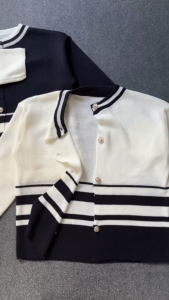 Gemma Cardigan Crop Rajut Halus - Knit Cardigan Basic Hitam Putih