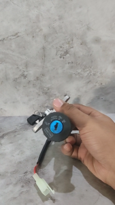 KUNCI KONTAK KEY SET PLUS KUNCI JOK VEGA R NEW