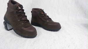 Sepatu boot safety pria ujung besi | sepatu outdoor hiking land brother