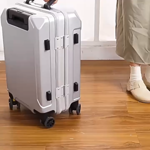 ฝาครอบป้องกันล้อกระเป๋าเดินทาง 8ชิ้นต่อชุด ตัวป้องกันล้อกระเป๋าเดินทางซิลิโคน เซ็ตพร้อมเสียงเงียบลดการสึกหรอของล้อที่ครอบล้อกระเป๋าเดินทาง