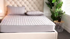 Quilted Cotton Mattress Pads & Comfortable Bed Covers: Garterized Design & Fitted Protectors