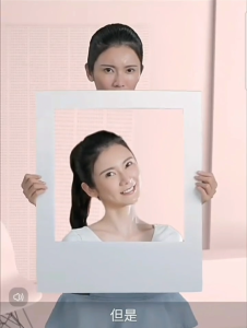 Ginseng soap is a handmade soap containing ginseng and horse essential oil which helps control facial oil and treat blackheads. When using soap all over the body it helps treat skin mites and prevent Sophora flavescens mites and insect bites.