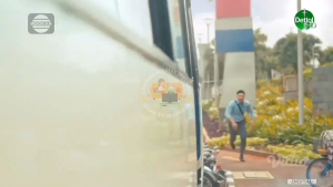 Dettol Bar Soap / Sabun Batang Mandi Body Wash Original Lasting Fresh Invigorate Fresh Cool Re Energize 100 Gr x 3 pcs Skin Care 100 Gr x 5 pcs