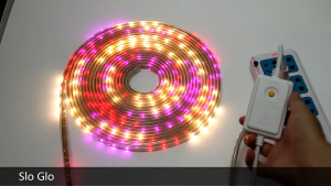 LAMPU LED STRIP SELANG RGB//MERAH PUTIH 2835 (warna-warni berkedip) free soket RGB 220V SIAP PAKAI CAHAYA TERANG