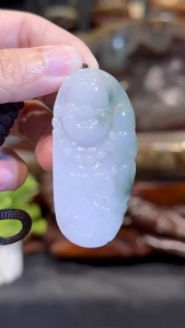 burma jadeite laughing buddha pendant 💯天然缅甸翡翠玉白底飘绿 ➡️弥勒笑佛  高H: 5.7cm 宽W: 2.7cm 厚度Thick: 0.7cm 重Raw Weight: 33g