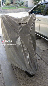 Sarung Motor Waterproof Anti UV Indoor Outdoor Bahan Silver Hitam by TOPCAR