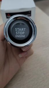 Nút start stop công tắc khởi động loại zin cho bản AT - Xpander Outlander