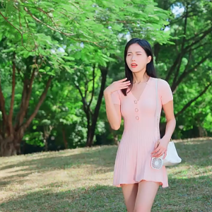 RIN พัดลมพกพา พัดลมมือถือ ปรับความเร็ว 3 ระดับ ชาร์จ USB เหมาะสําหรับกลางแจ้ง สํานักงาน เดินทาง